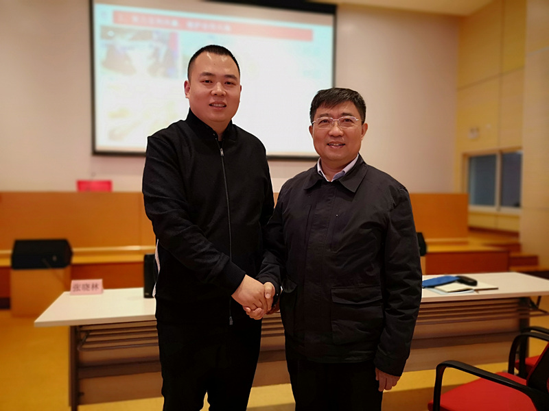 豫商赴滬，共研發(fā)展│許明月董事長參加民建河南省企業(yè)家會員班培訓