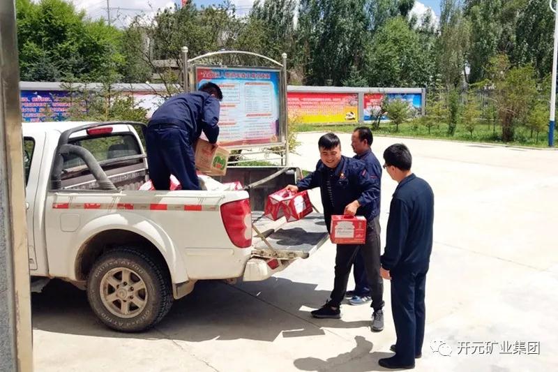 一家親│興海銅鑫慰問(wèn)部隊(duì)官兵，共話(huà)軍企團(tuán)結(jié)魚(yú)水情